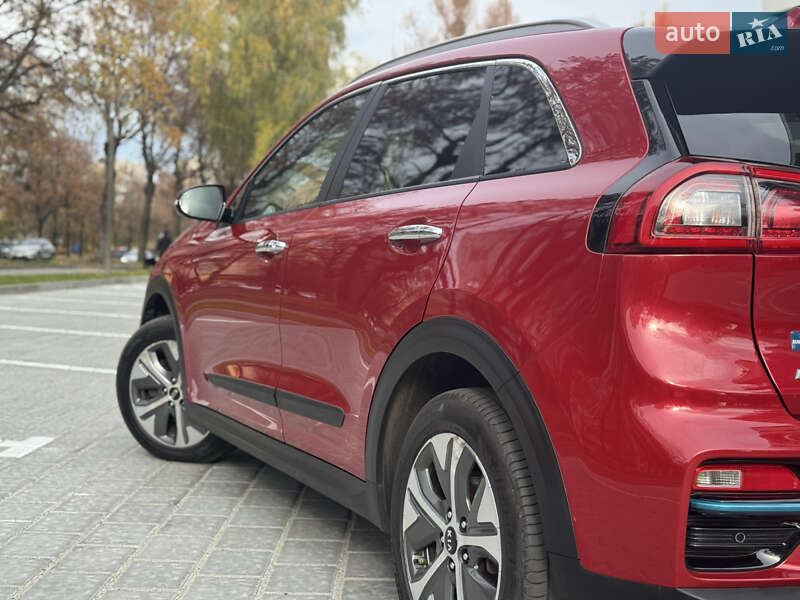 Позашляховик / Кросовер Kia Niro 2018 в Рівному