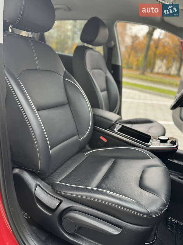 Позашляховик / Кросовер Kia Niro 2018 в Рівному