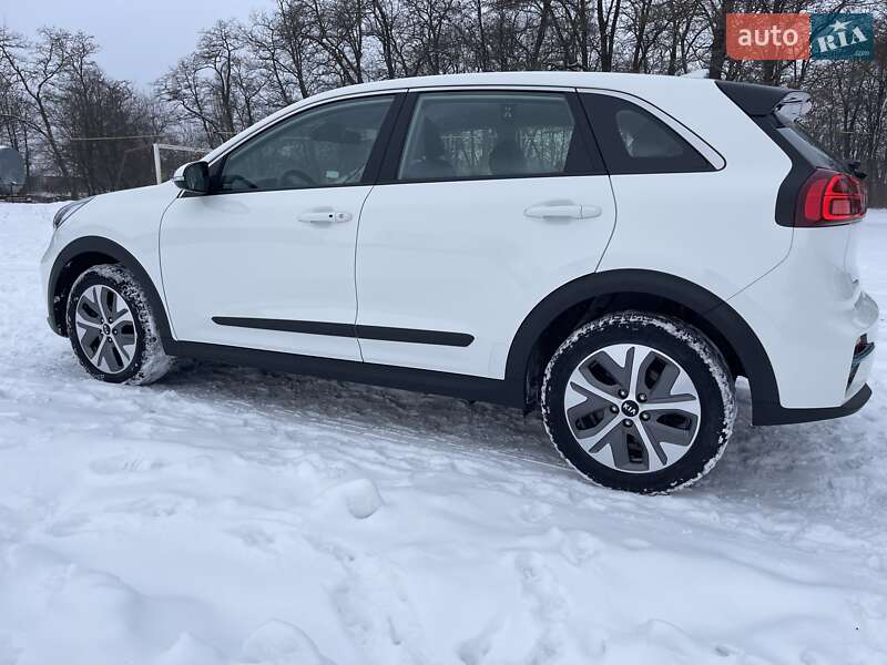 Внедорожник / Кроссовер Kia Niro 2021 в Хмельницком фото 11 Внедорожник / Кроссовер Kia Niro 2021 в Хмельницком