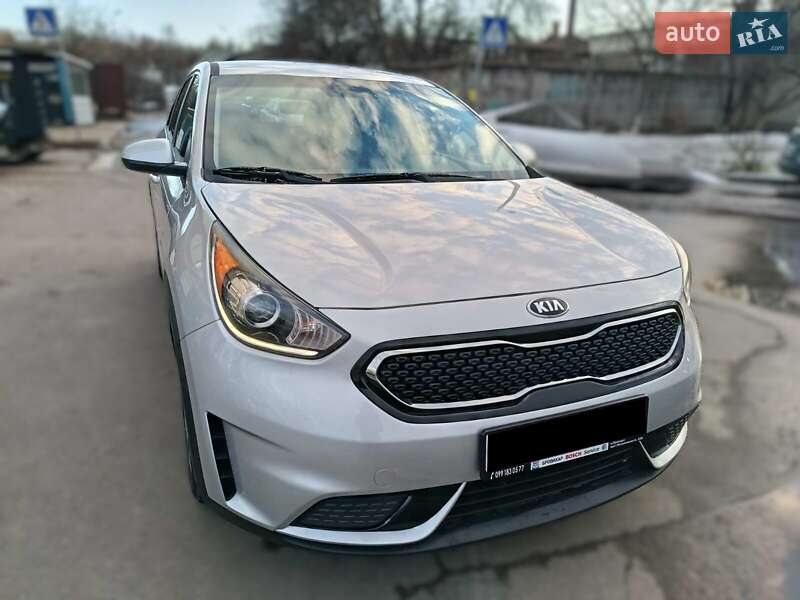 Позашляховик / Кросовер Kia Niro 2018 в Києві