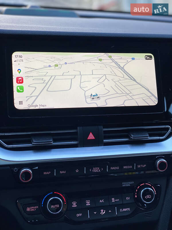 Позашляховик / Кросовер Kia Niro 2021 в Тернополі