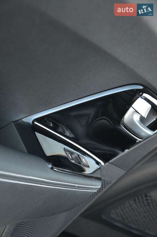 Внедорожник / Кроссовер Kia Niro 2020 в Трускавце фото 53 Внедорожник / Кроссовер Kia Niro 2020 в Трускавце