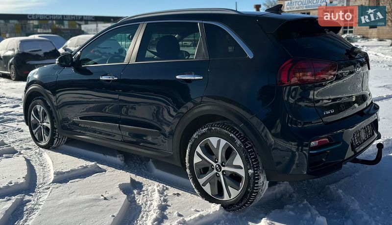 Внедорожник / Кроссовер Kia Niro 2020 в Киеве