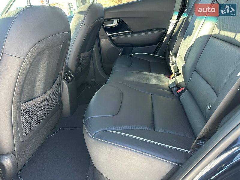 Внедорожник / Кроссовер Kia Niro 2020 в Киеве