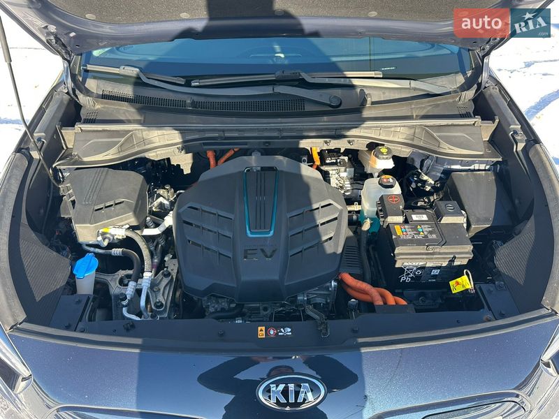 Внедорожник / Кроссовер Kia Niro 2020 в Киеве