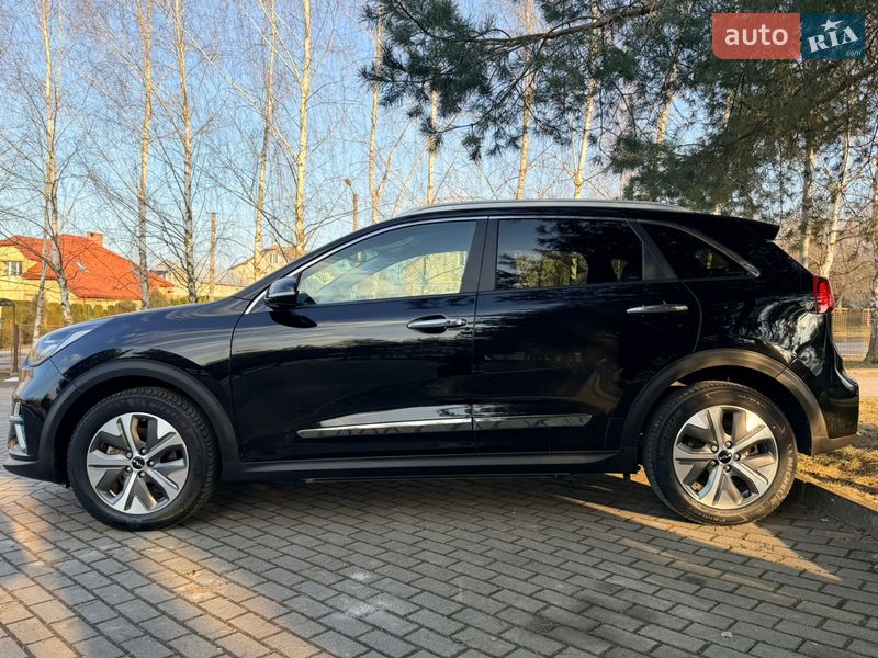 Позашляховик / Кросовер Kia Niro 2022 в Дрогобичі