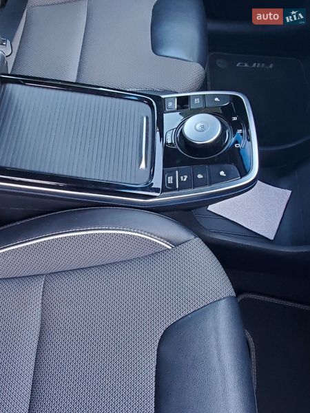 Внедорожник / Кроссовер Kia Niro 2020 в Снятине