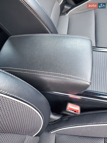 Внедорожник / Кроссовер Kia Niro 2020 в Снятине