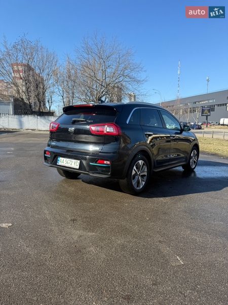 Внедорожник / Кроссовер Kia Niro 2019 в Киеве