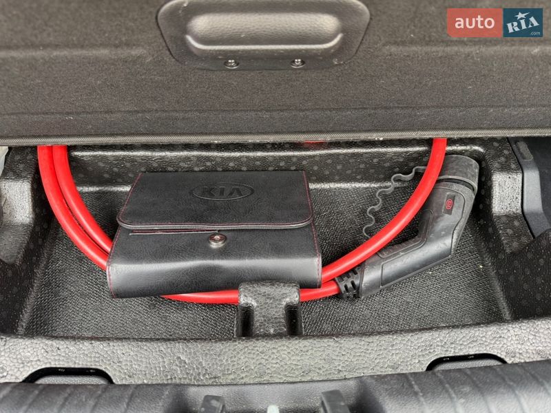 Позашляховик / Кросовер Kia Niro 2020 в Одесі