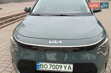 Позашляховик / Кросовер Kia Niro 2024 в Тернополі