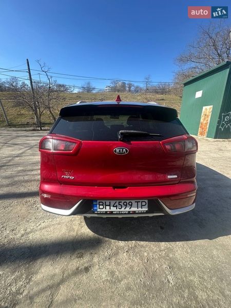 Внедорожник / Кроссовер Kia Niro 2017 в Одессе