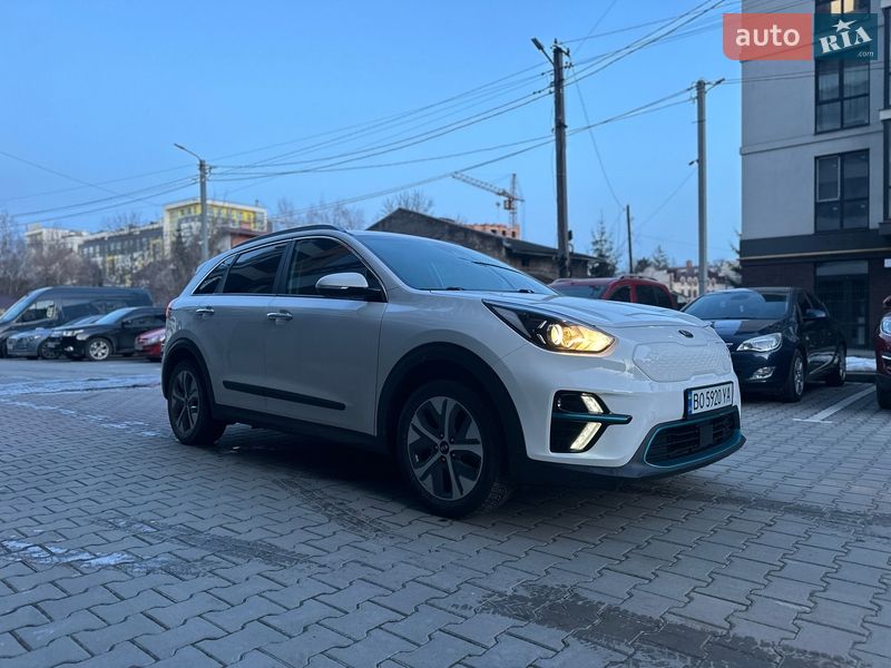 Внедорожник / Кроссовер Kia Niro 2021 в Тернополе