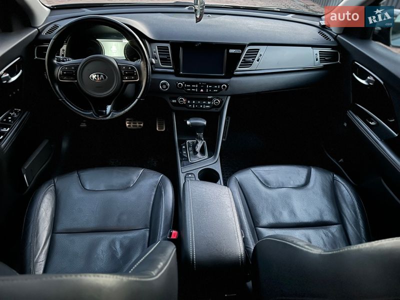 Внедорожник / Кроссовер Kia Niro 2017 в Одессе