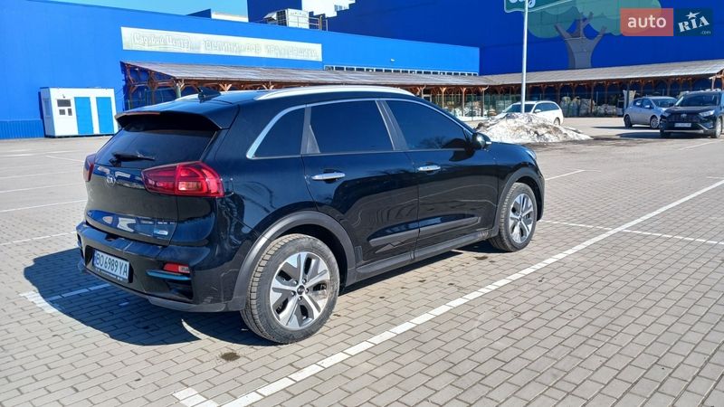 Внедорожник / Кроссовер Kia Niro 2020 в Тернополе