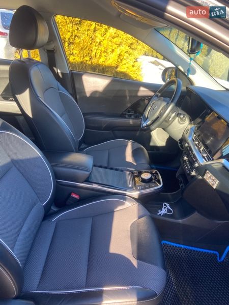 Внедорожник / Кроссовер Kia Niro 2020 в Львове