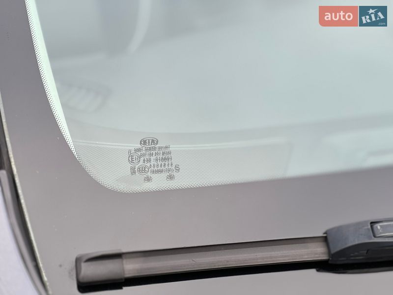 Внедорожник / Кроссовер Kia Niro 2019 в Ровно