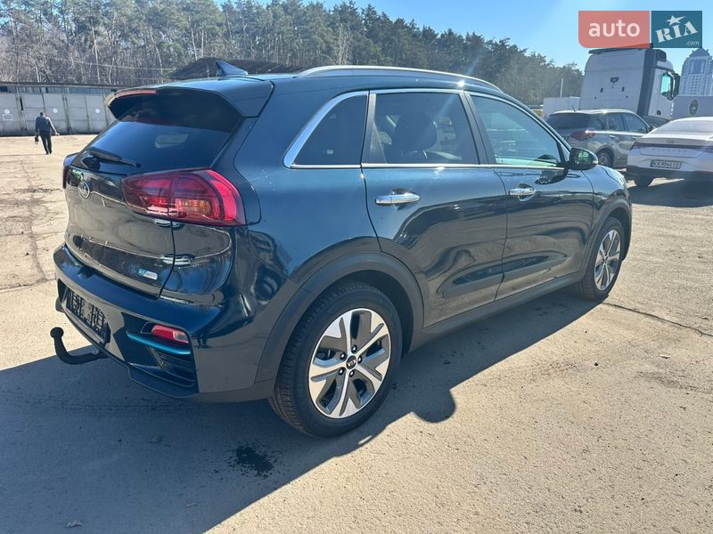 Внедорожник / Кроссовер Kia Niro 2020 в Киеве