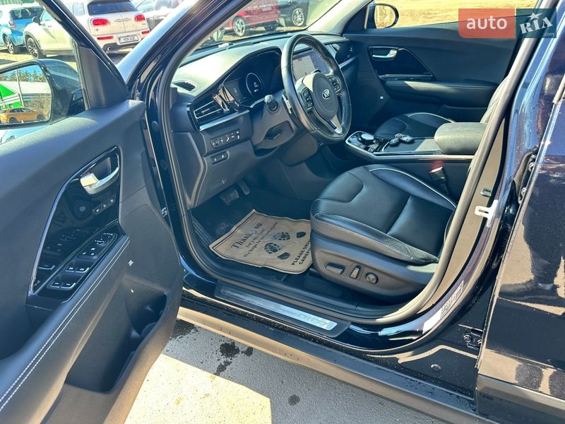 Внедорожник / Кроссовер Kia Niro 2020 в Киеве