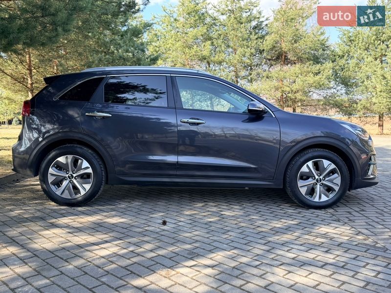 Внедорожник / Кроссовер Kia Niro 2019 в Дрогобыче