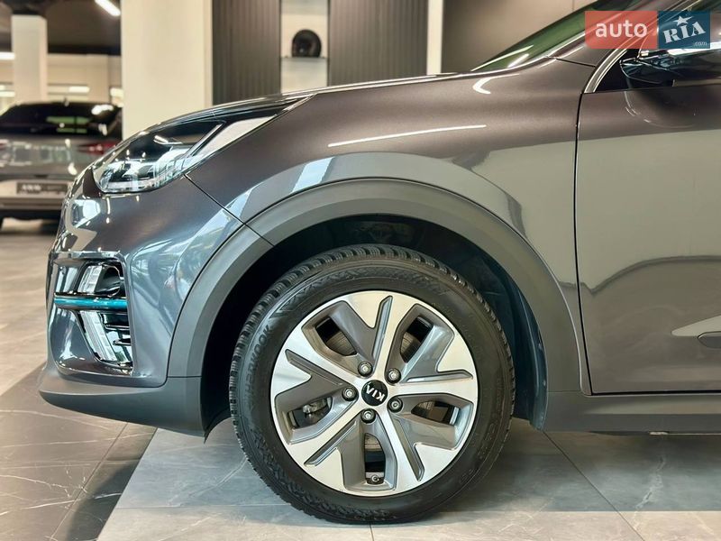 Позашляховик / Кросовер Kia Niro 2020 в Львові