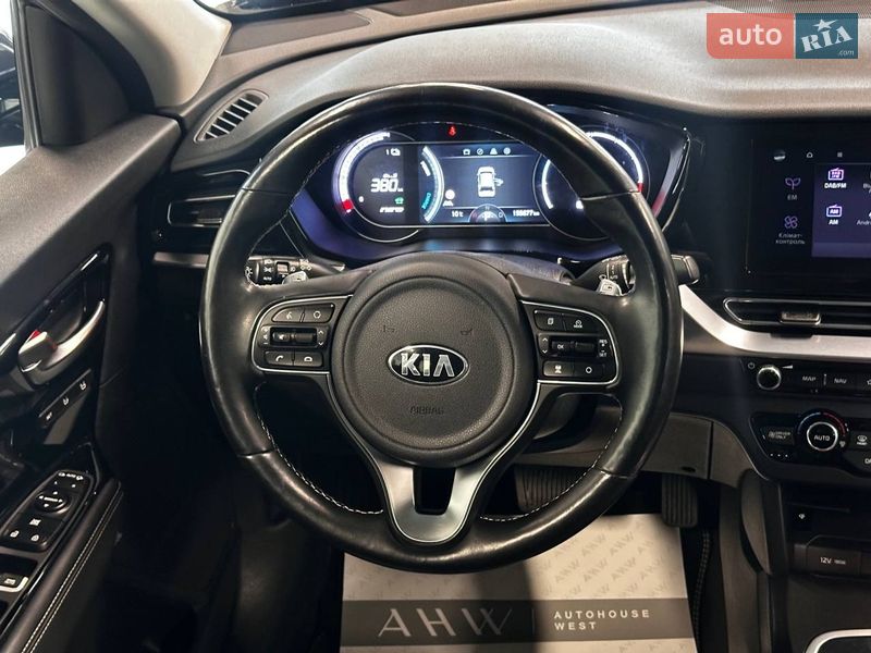 Позашляховик / Кросовер Kia Niro 2020 в Львові