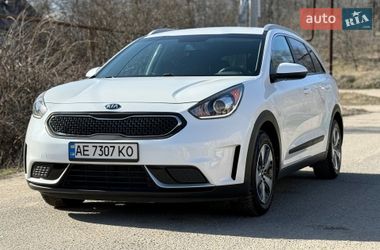 Внедорожник / Кроссовер Kia Niro 2017 в Днепре