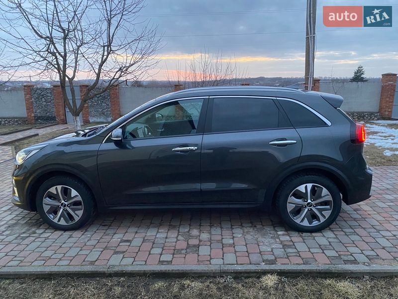 Внедорожник / Кроссовер Kia Niro 2020 в Сумах