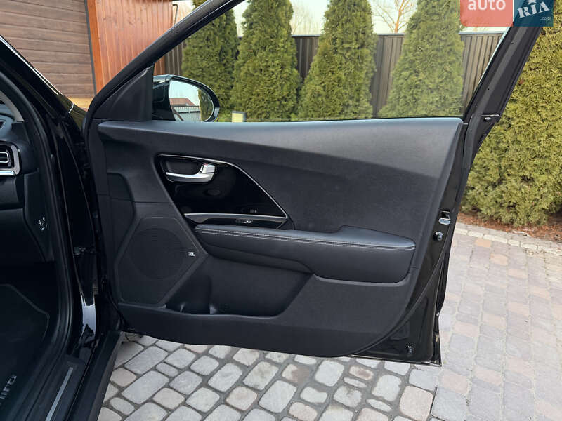 Внедорожник / Кроссовер Kia Niro 2020 в Черновцах фото 59 Внедорожник / Кроссовер Kia Niro 2020 в Черновцах