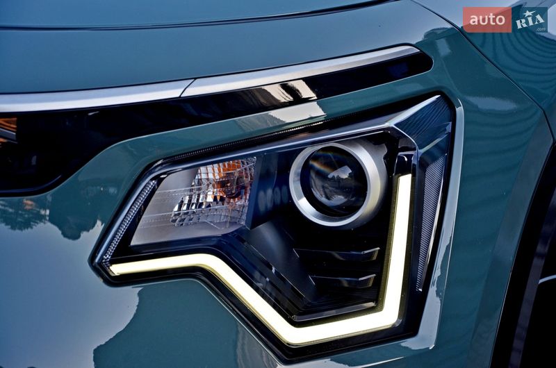 Позашляховик / Кросовер Kia Niro 2022 в Івано-Франківську