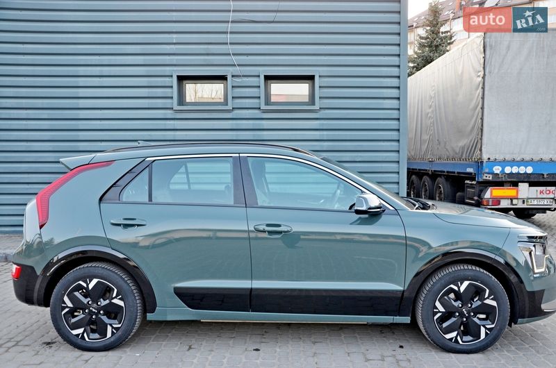 Позашляховик / Кросовер Kia Niro 2022 в Івано-Франківську