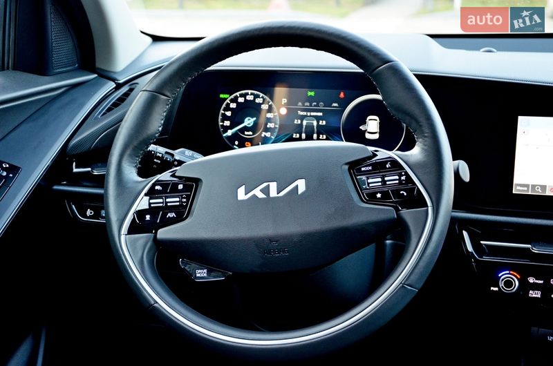 Позашляховик / Кросовер Kia Niro 2022 в Івано-Франківську