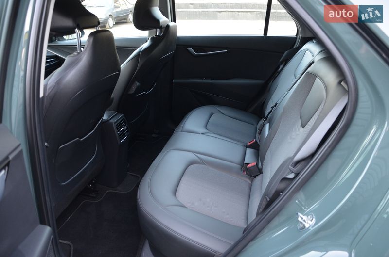 Позашляховик / Кросовер Kia Niro 2022 в Івано-Франківську