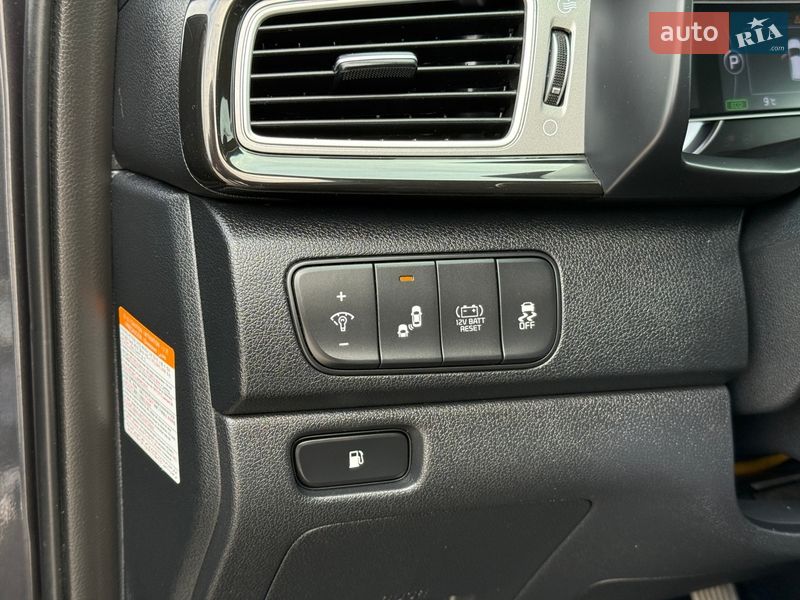 Внедорожник / Кроссовер Kia Niro 2019 в Львове