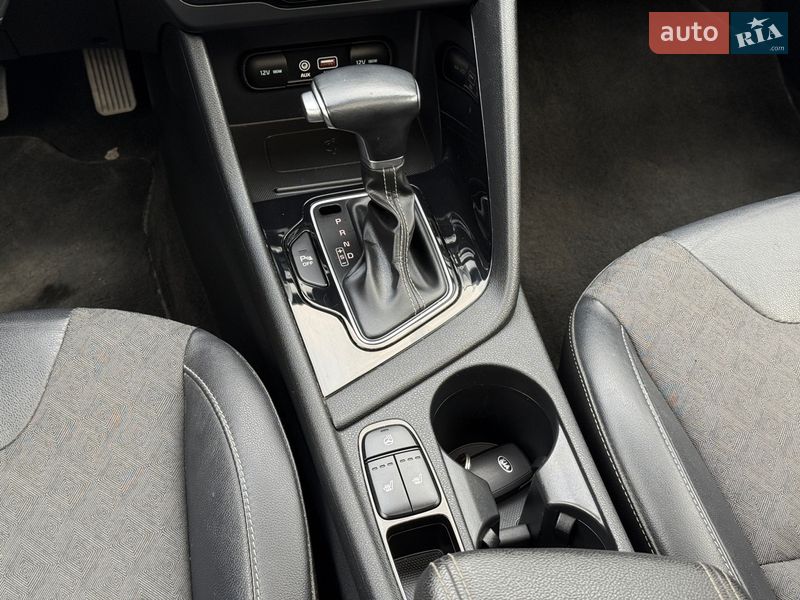 Внедорожник / Кроссовер Kia Niro 2019 в Львове