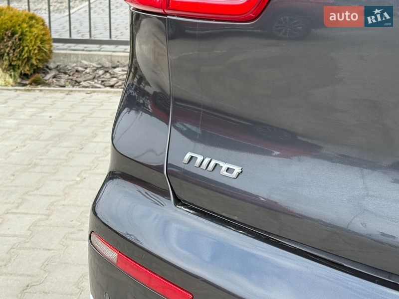 Внедорожник / Кроссовер Kia Niro 2019 в Львове