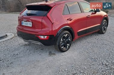 Позашляховик / Кросовер Kia Niro 2024 в Тернополі