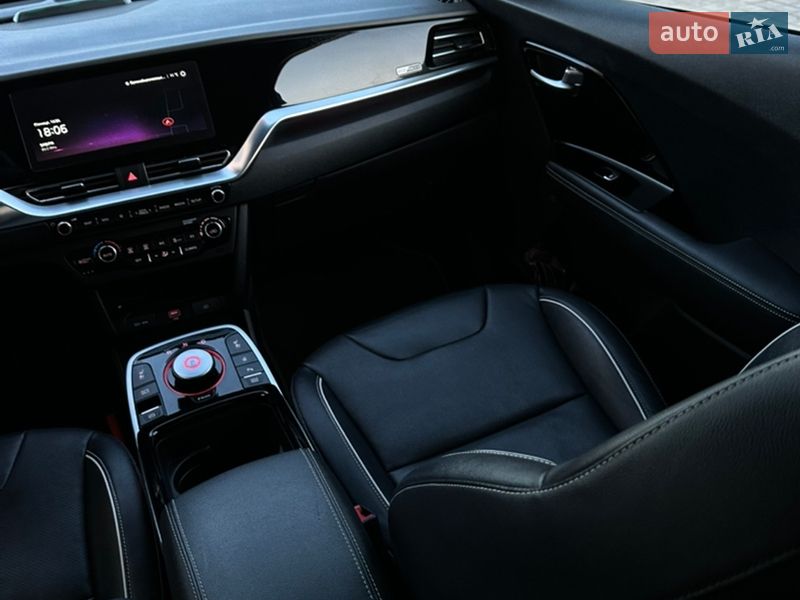 Позашляховик / Кросовер Kia Niro 2020 в Тернополі