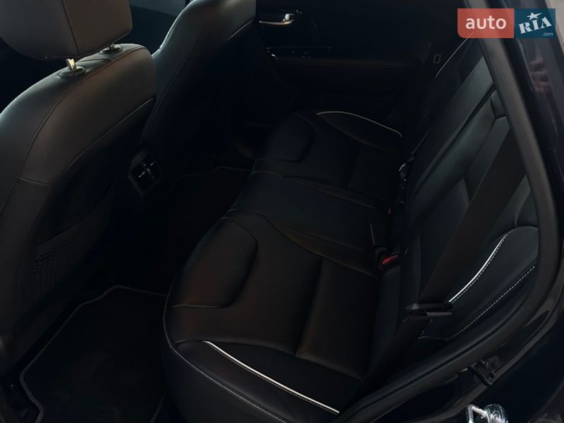 Позашляховик / Кросовер Kia Niro 2020 в Тернополі