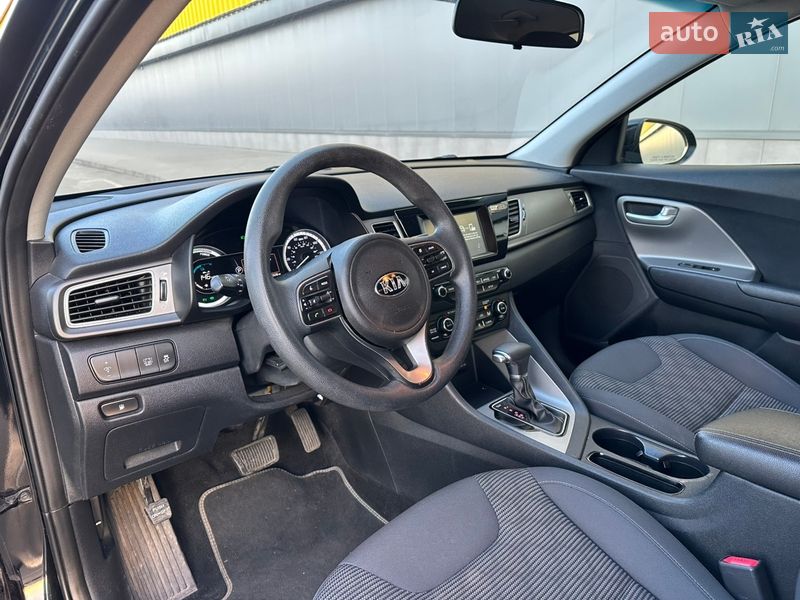 Внедорожник / Кроссовер Kia Niro 2018 в Киеве
