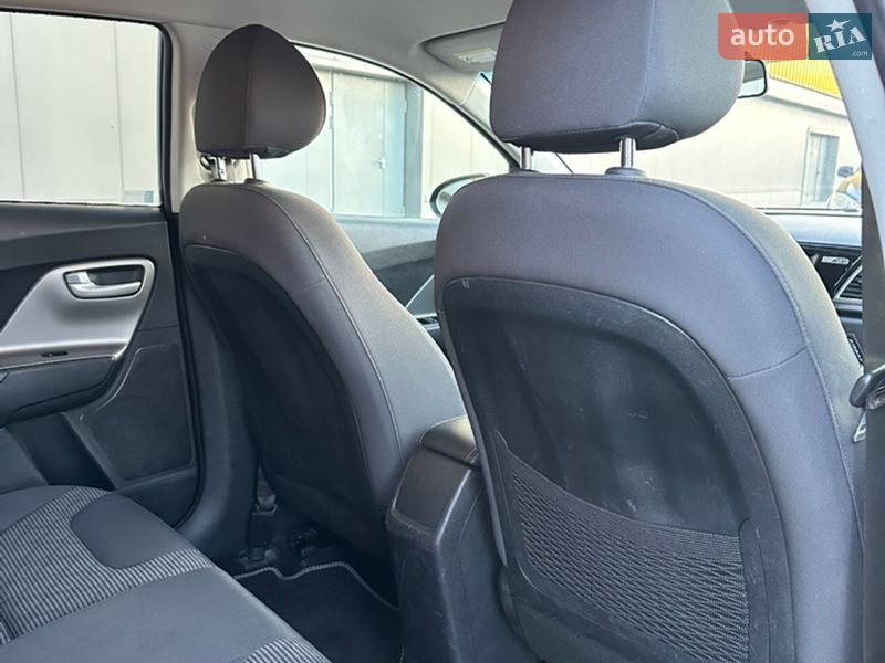 Внедорожник / Кроссовер Kia Niro 2018 в Киеве