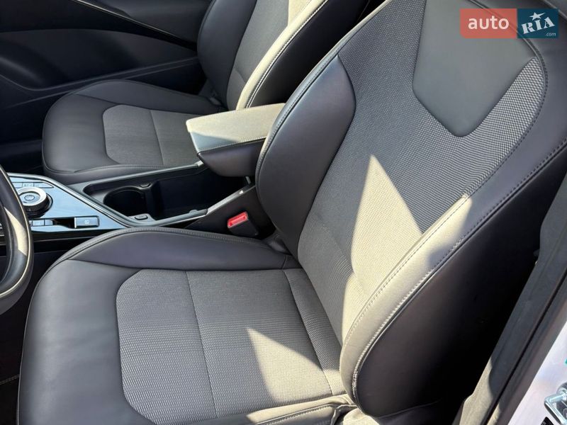 Внедорожник / Кроссовер Kia Niro 2023 в Ровно фото 15 Внедорожник / Кроссовер Kia Niro 2023 в Ровно