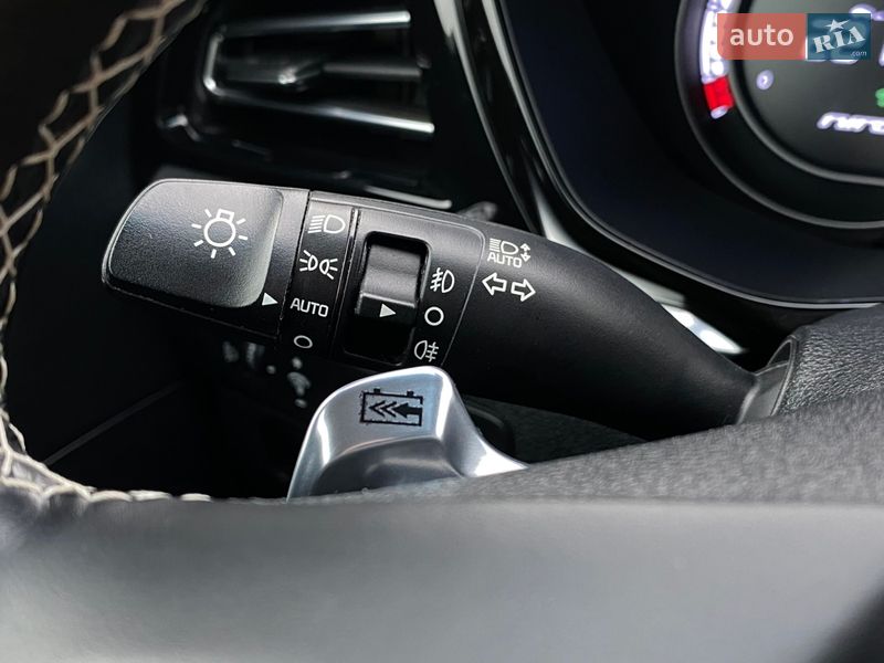 Внедорожник / Кроссовер Kia Niro 2020 в Львове