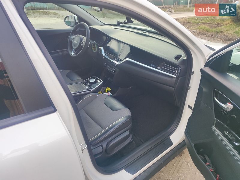 Внедорожник / Кроссовер Kia Niro 2022 в Каменец-Подольском