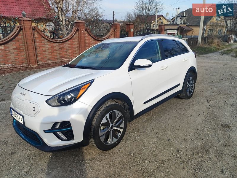 Внедорожник / Кроссовер Kia Niro 2022 в Каменец-Подольском