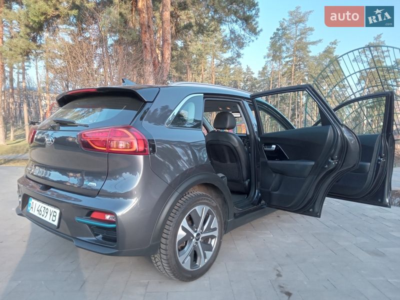 Позашляховик / Кросовер Kia Niro 2020 в Ірпені фото 27 Позашляховик / Кросовер Kia Niro 2020 в Ірпені