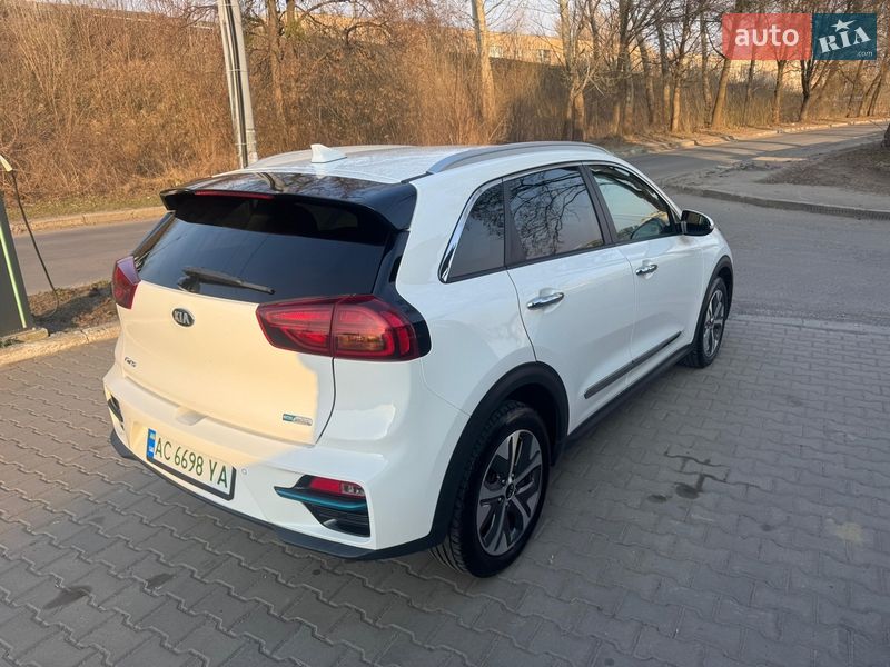 Внедорожник / Кроссовер Kia Niro 2020 в Луцке
