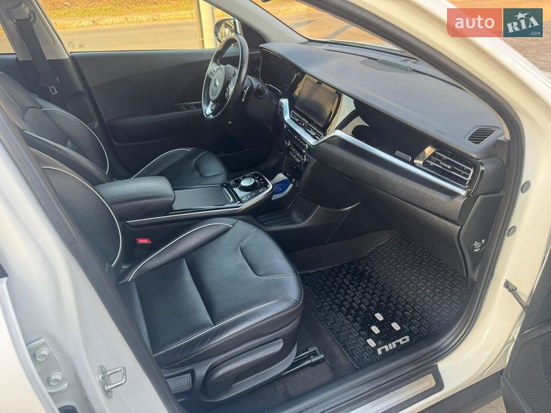 Внедорожник / Кроссовер Kia Niro 2020 в Луцке