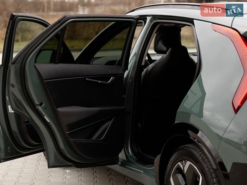 Внедорожник / Кроссовер Kia Niro 2023 в Ивано-Франковске