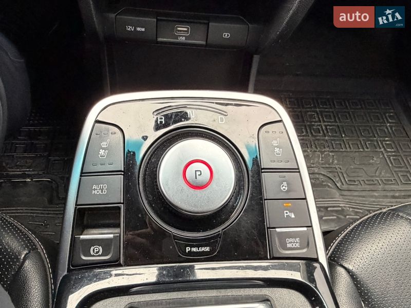 Внедорожник / Кроссовер Kia Niro 2020 в Тернополе